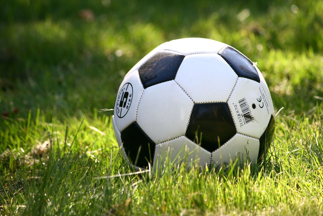 Online Football Betting In Europe: Legal Implications