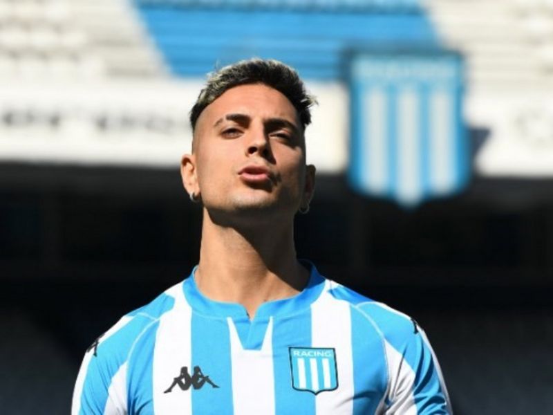 Coscu habla abiertamente sobre su adicción a las apuestas online y recibe ayuda de Kun Agüero